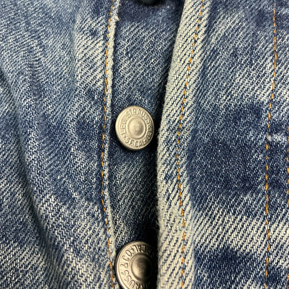 Vintage Levi’s 501XX 90s button fly jeans 34 x 28 medium wash USA made - Picture 3 of 8